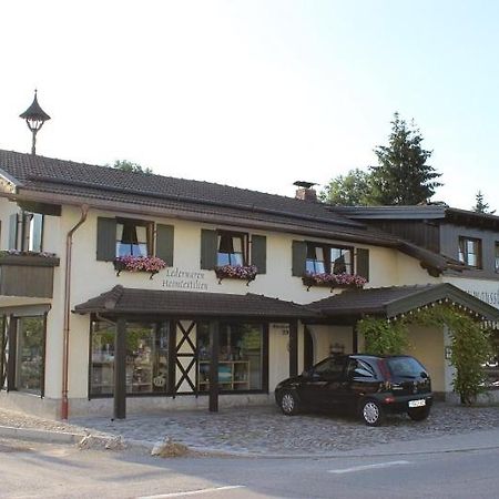 Gaestehaus Sattlerhof Бернау-ам-Кимзее Экстерьер фото